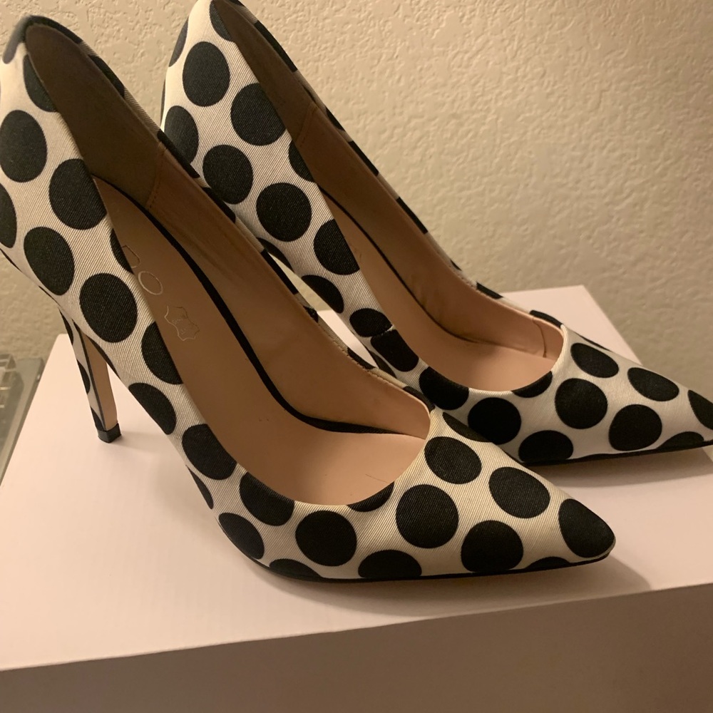 NWB Aldo size 8